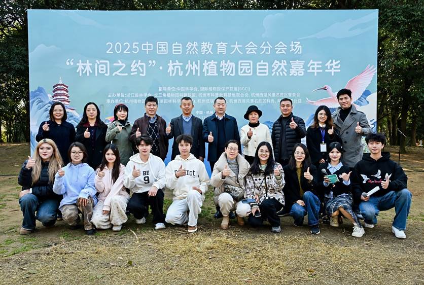 76b9caf37bd9a7df62c72bbd80d37242